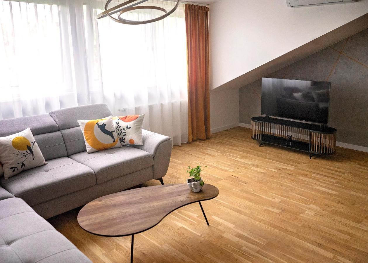 Modern Apart W Centrum Chełm 外观 照片